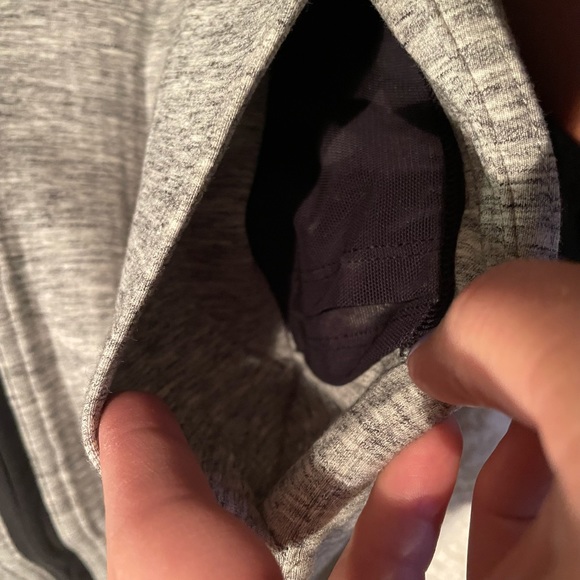 Lululemon Gray vest Reversible - Picture 6 of 9